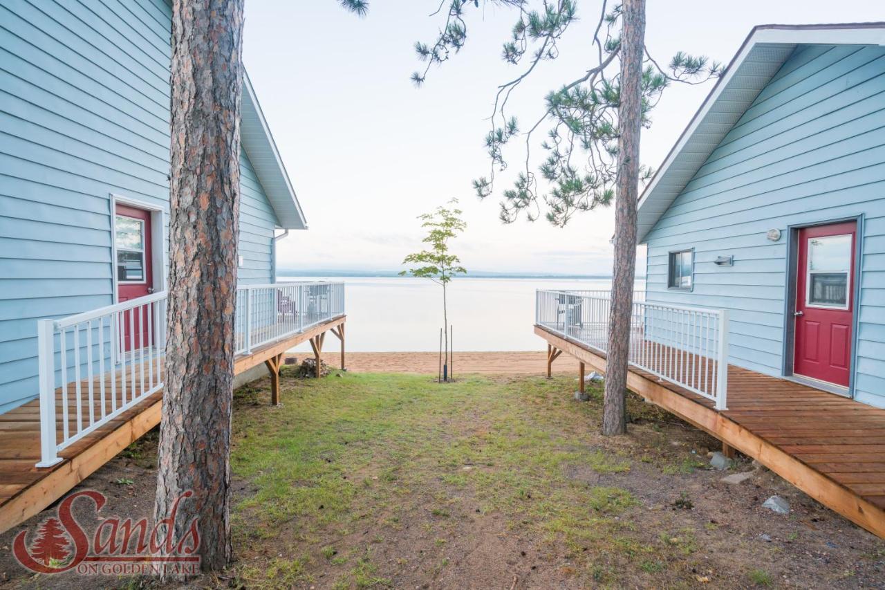 Sands On Golden Lake Екстер'єр фото
